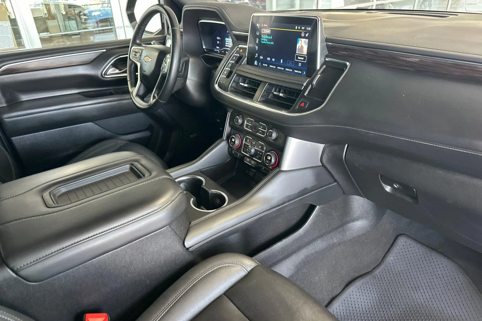 Used 2024 Sterling Gray Metallic Chevrolet LT image 17