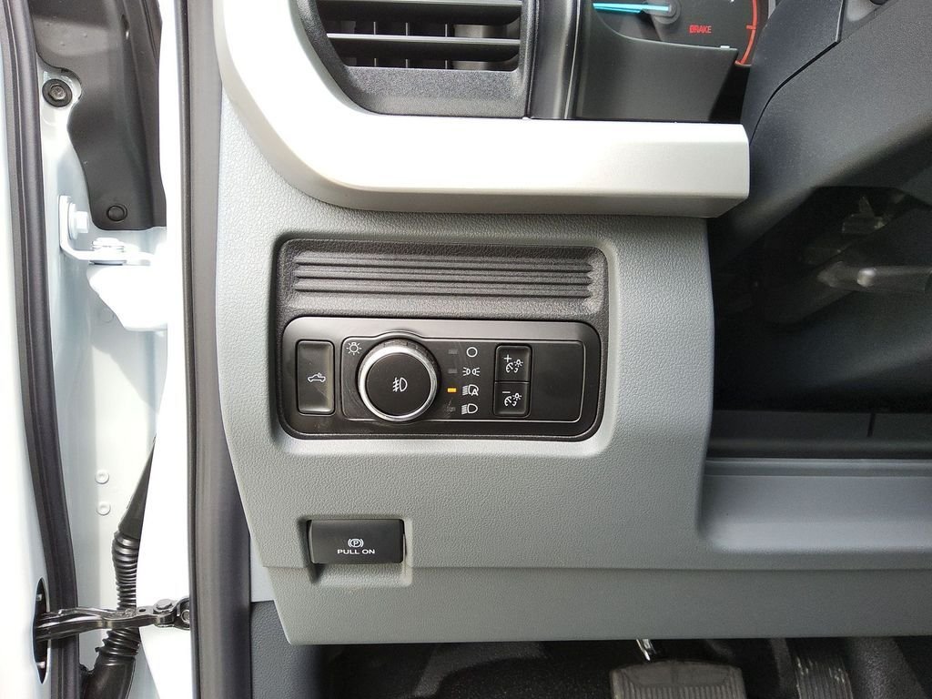 2025 Ford F-550 Super Duty Chassis Cab XL - Photo 9