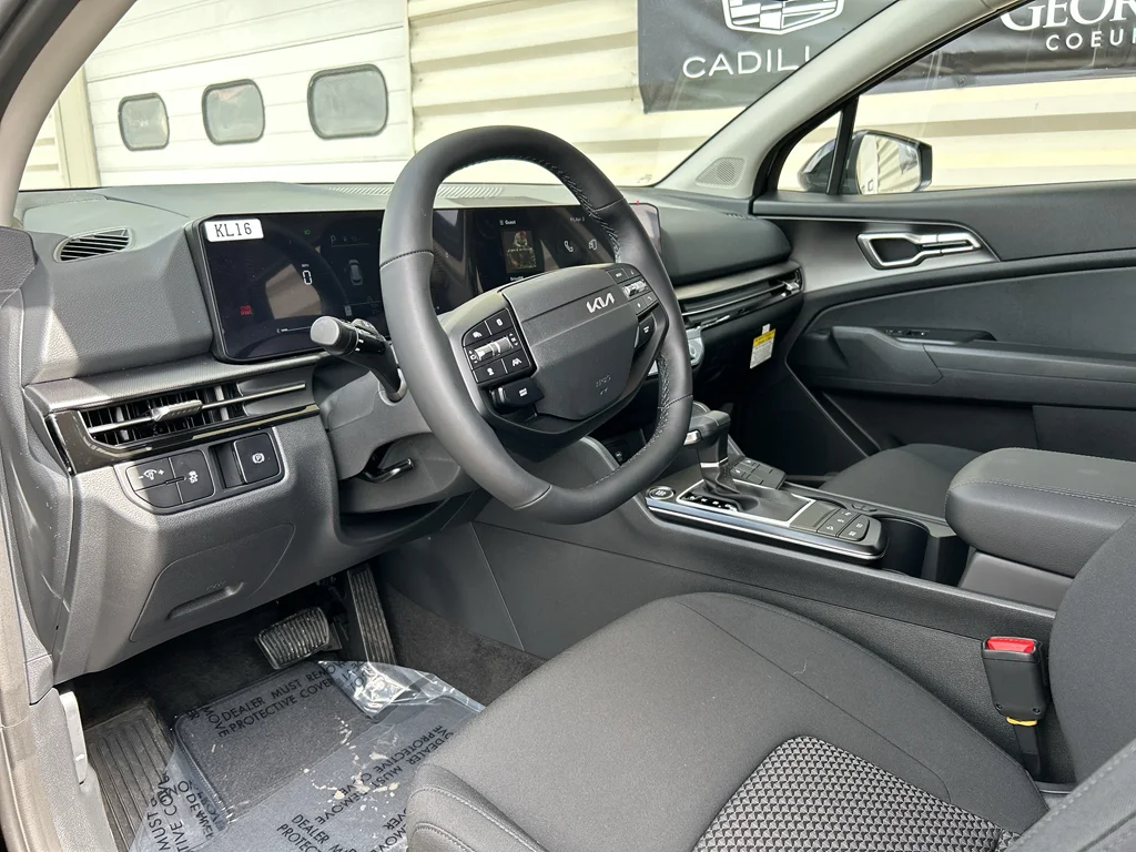 New 2026 Fusion Black Kia LX image 10