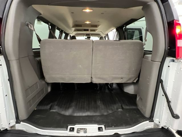 2025 Chevrolet Express Passenger LT - Photo 35