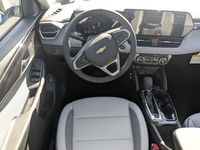 New 2026 Summit White Chevrolet LT image 18