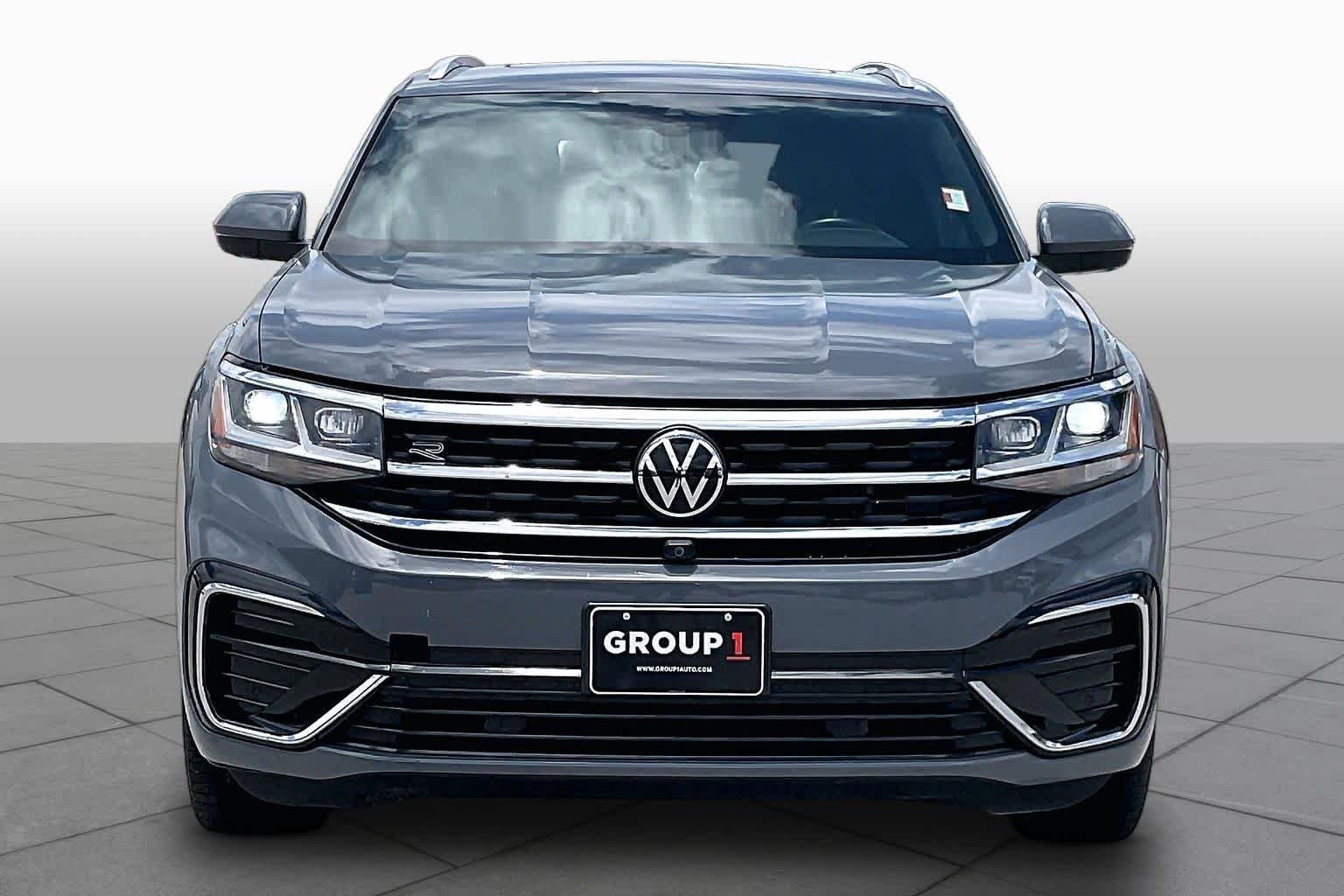 Pre-Owned 2023 Volkswagen Atlas Cross Sport 3.6L V6 SEL Premium R-Line