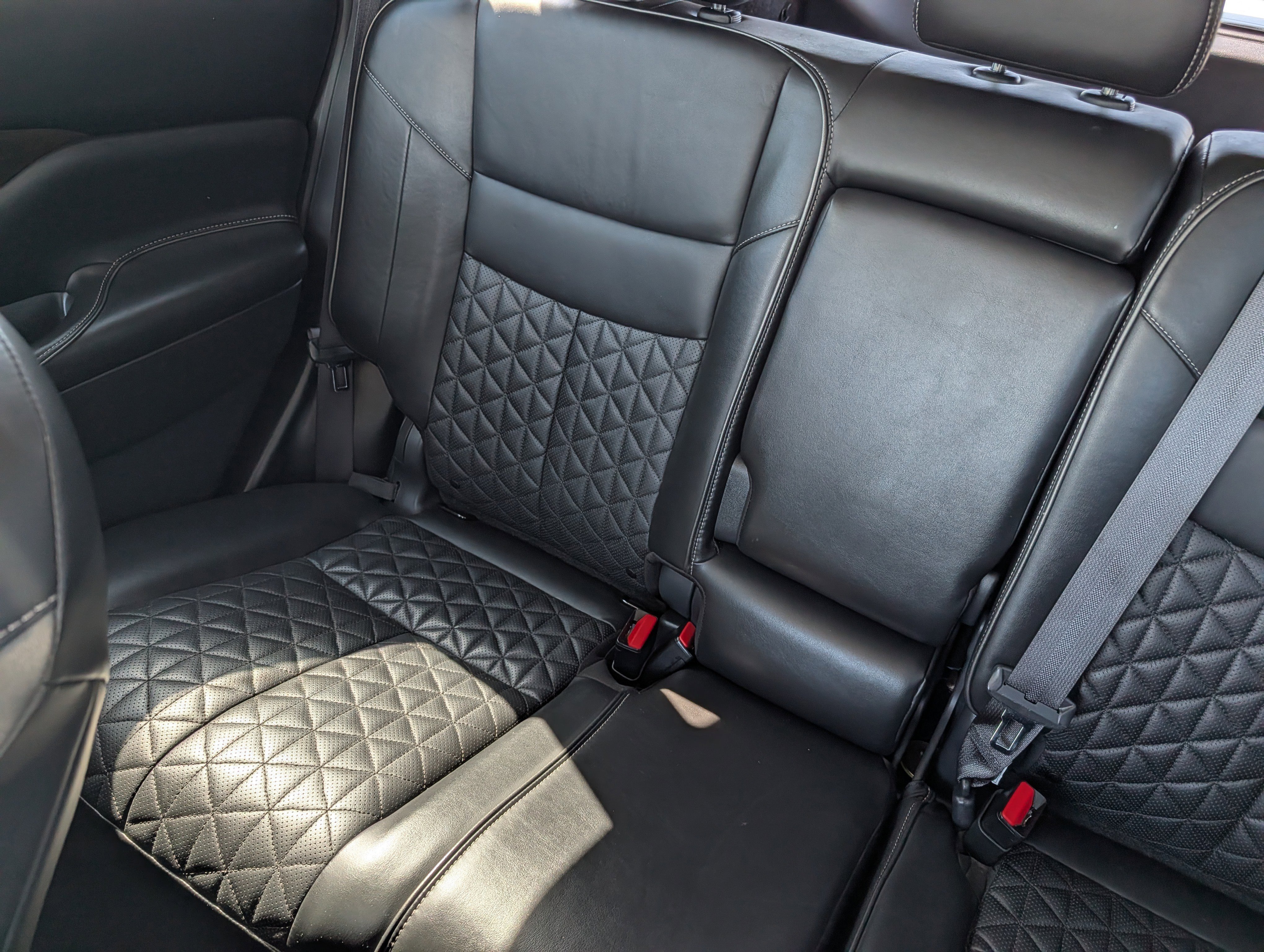 Used 2019 Deep Blue Pearl Nissan Platinum image 12