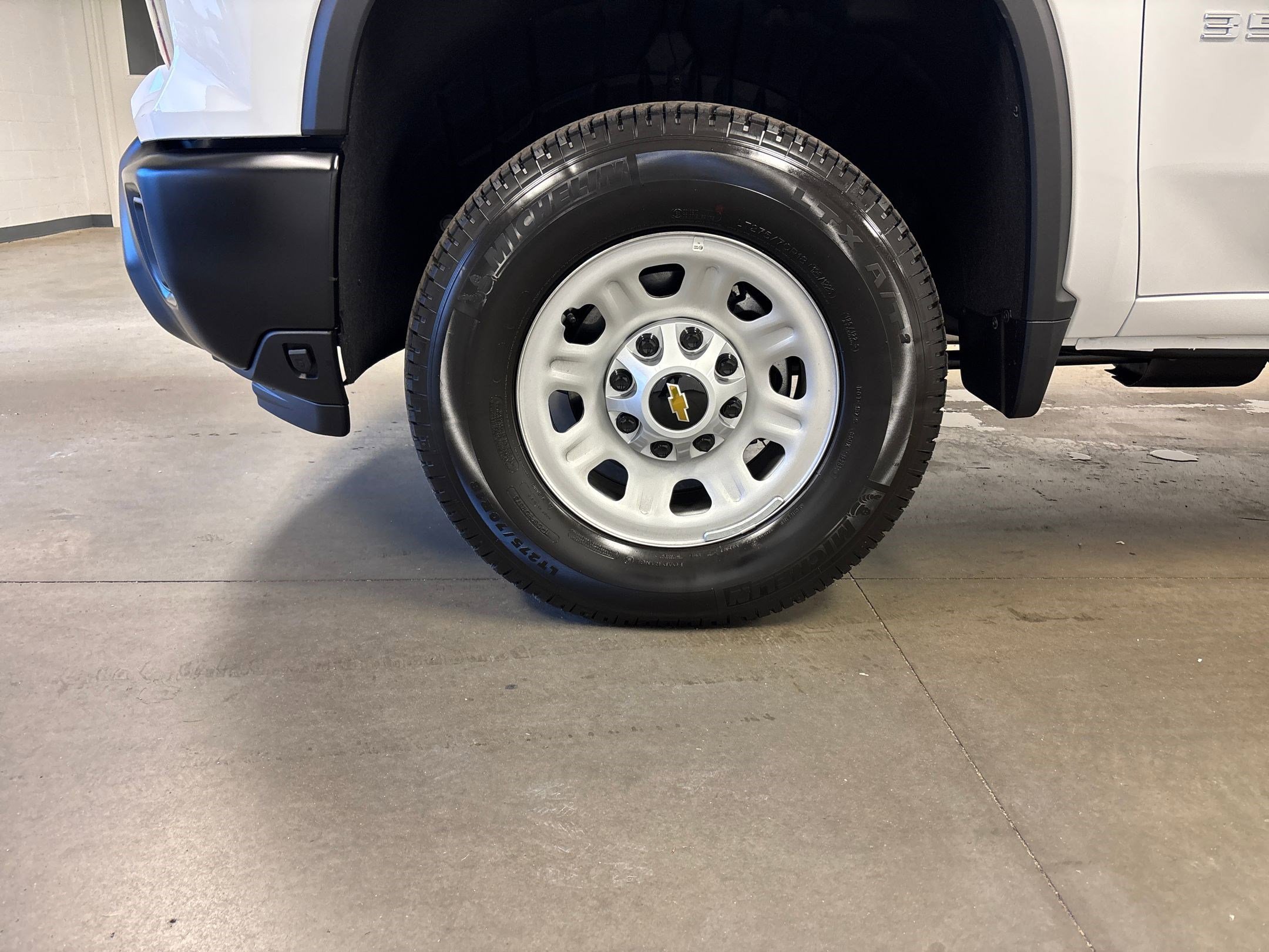 2025 Chevrolet Silverado 3500 HD Work Truck - Photo 10