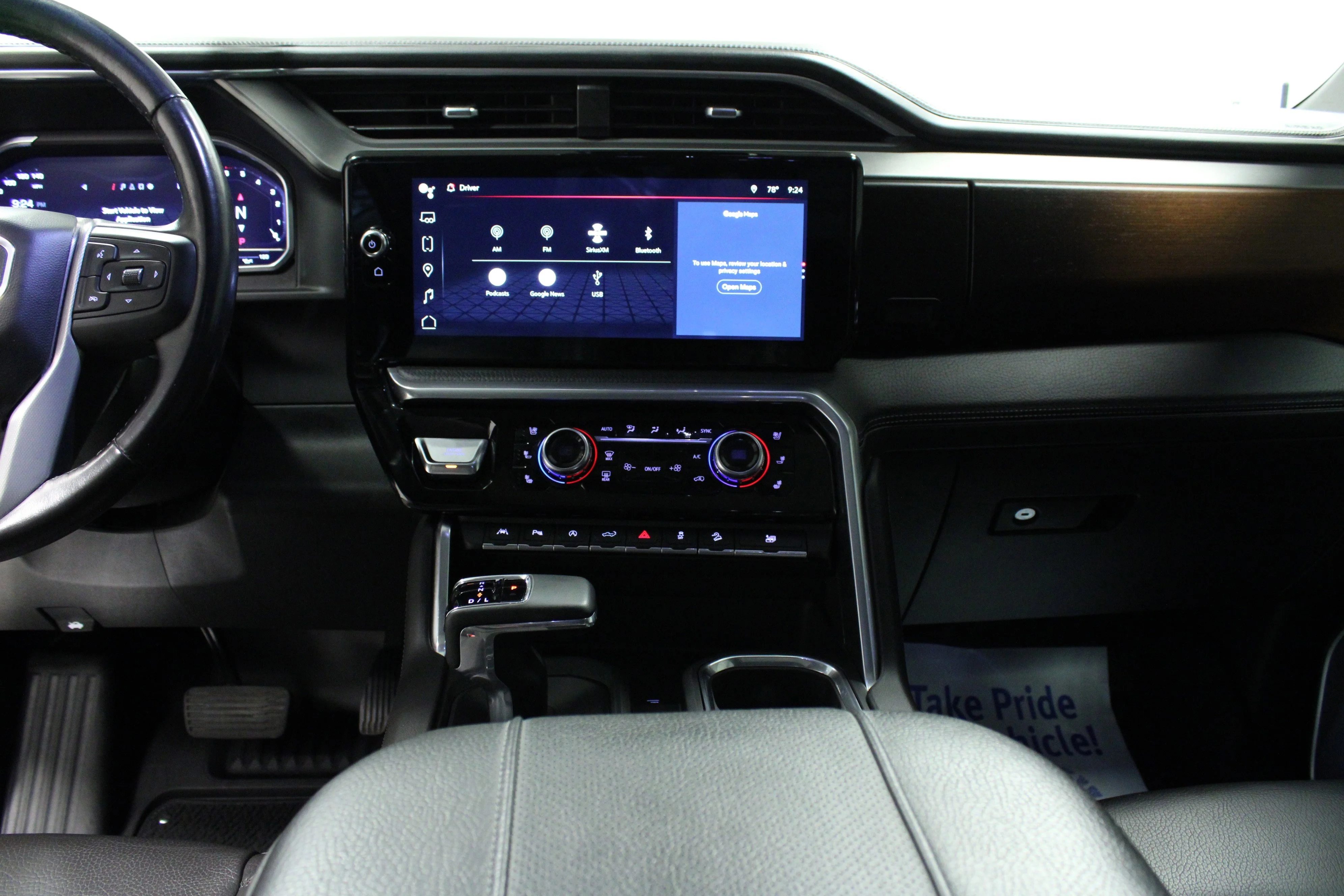Used 2023 Onyx Black GMC Denali image 18