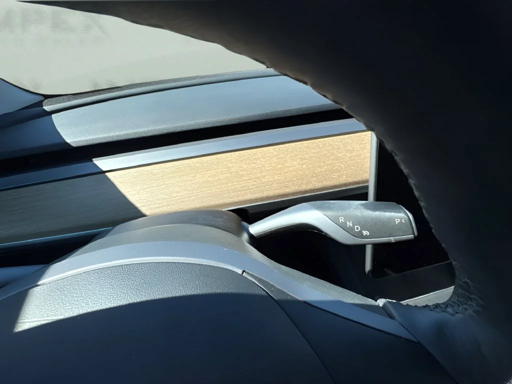 Used 2023 White Tesla Base image 14
