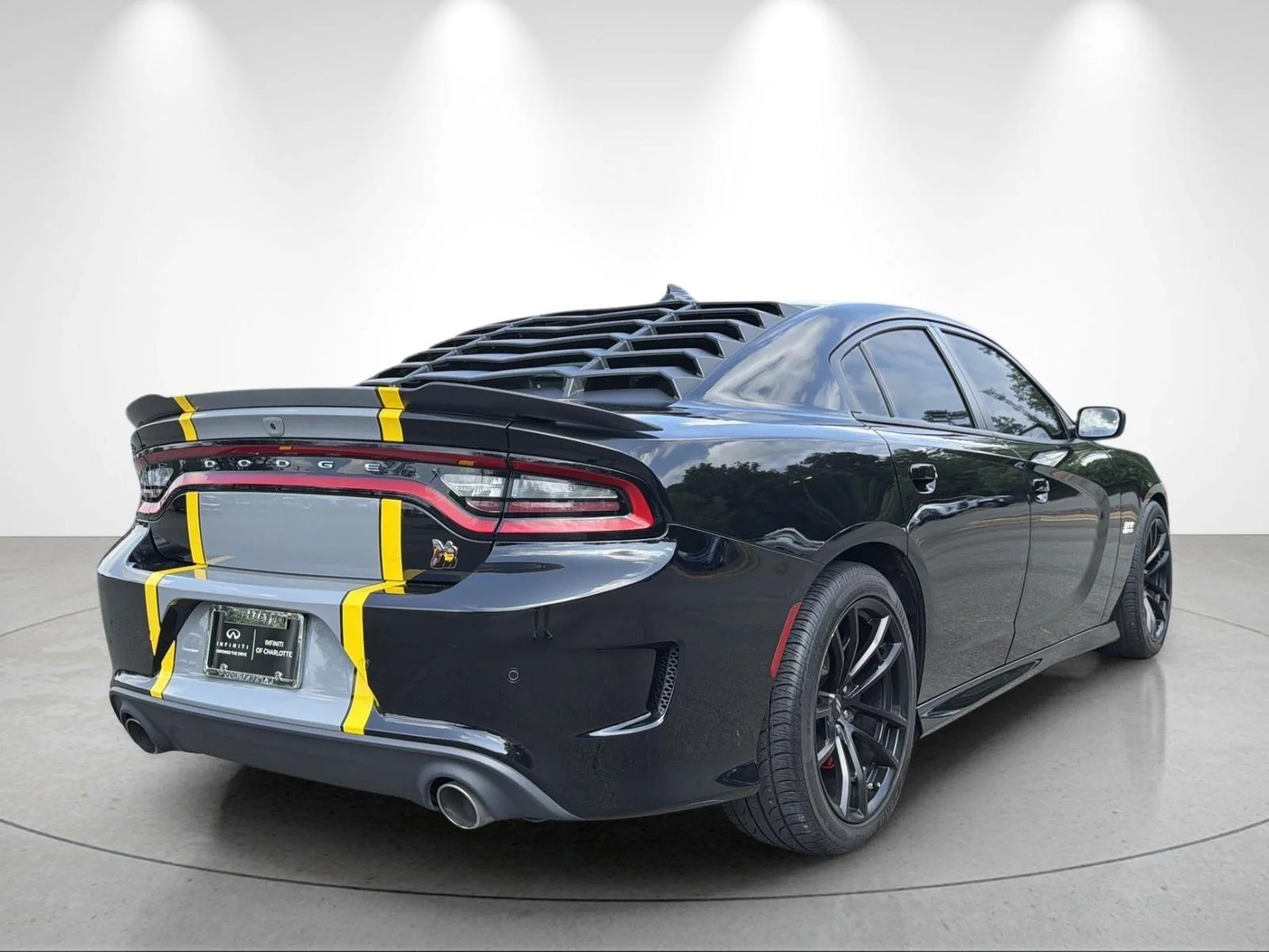 Used 2022 Pitch Black Clearcoat Dodge Scat Pack image 5