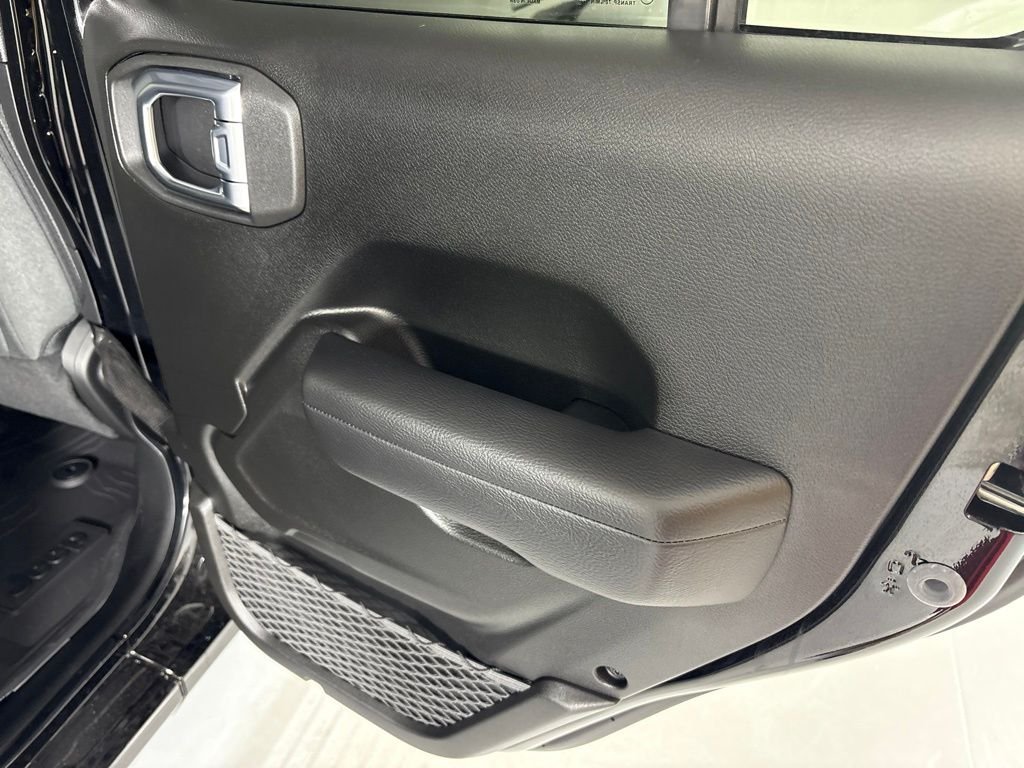 New 2026 Black Clear-Coat Exterior Paint Jeep Sport image 18