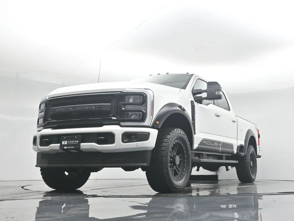 New 2026 Star White Metallic Tri-Coat Ford Lariat image 47