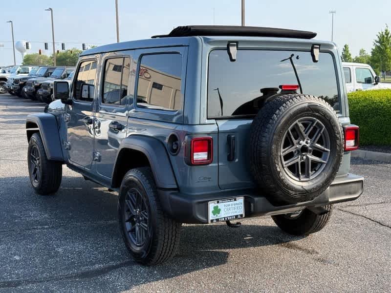 Used 2024 Anvil Clear Coat Jeep Sport S image 5