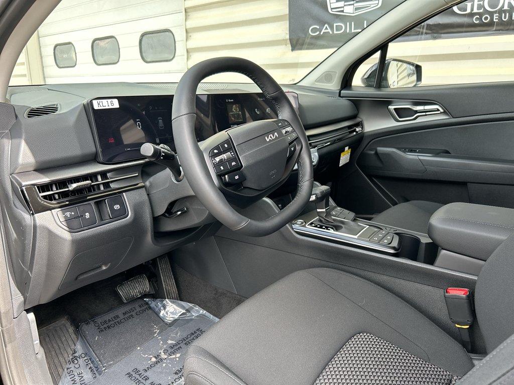New 2026 Fusion Black Kia LX image 10