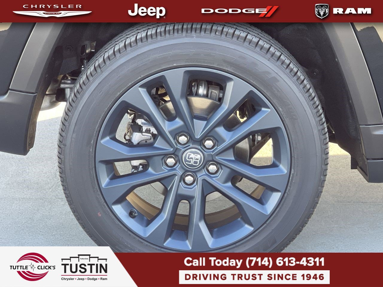 New 2026 Diamond Black Crystal Pearl-Coat Exterior Paint Jeep 85th Anniversary Edition image 11