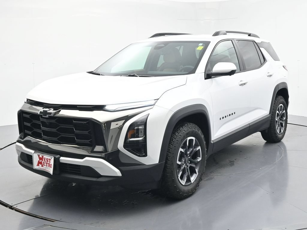 Used 2025 Chevrolet Equinox ACTIV with VIN 3GNAXSEG9SL152468 for sale in Monticello, Minnesota