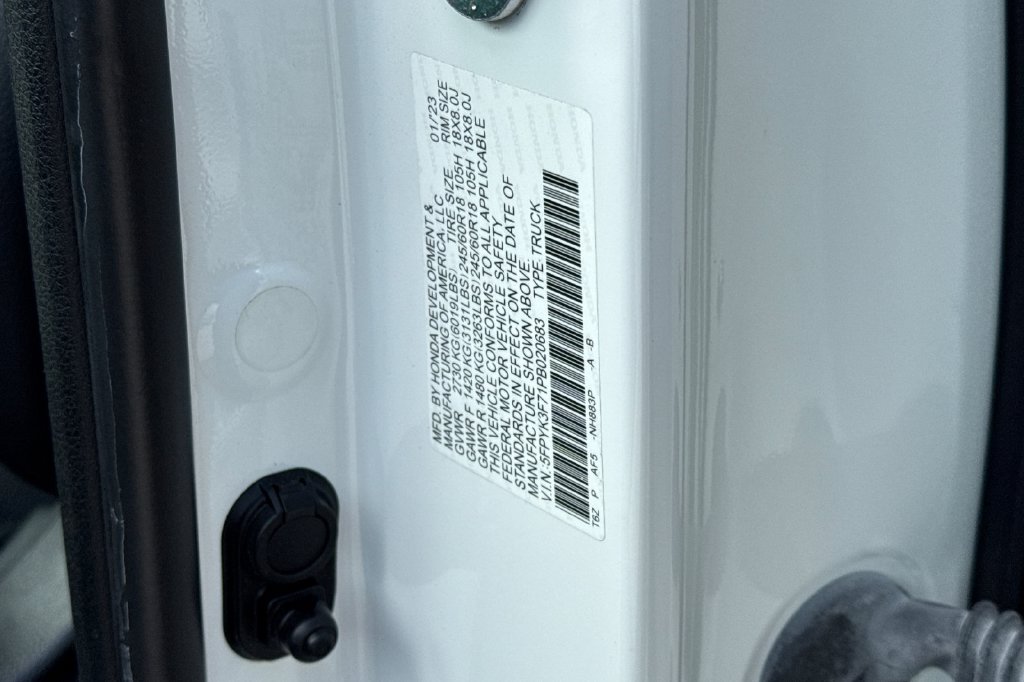 Certified Used 2023 Platinum White Pearl Honda RTL-E image 35