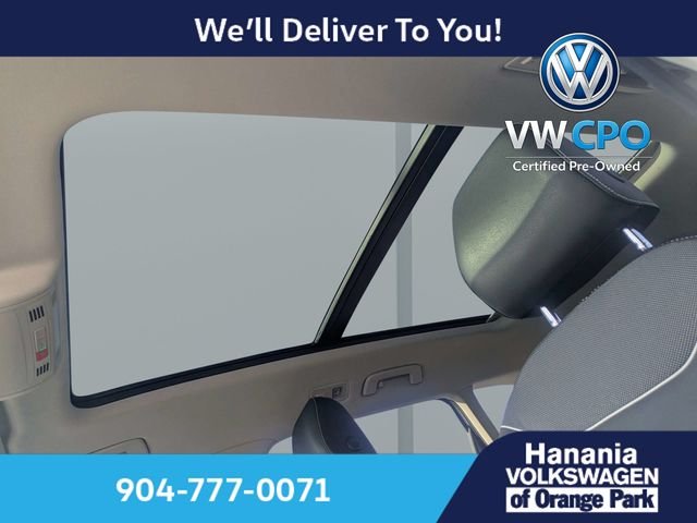 Certified Used 2023 White Volkswagen 1.5T SE image 21