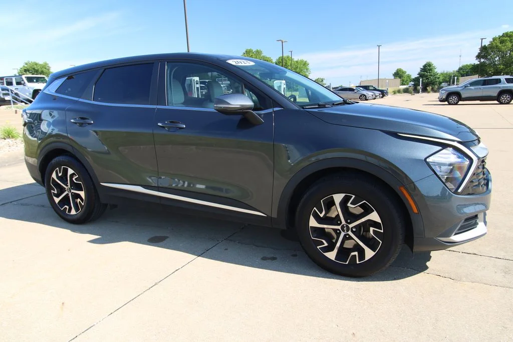 Used 2023 Gray Kia EX image 3