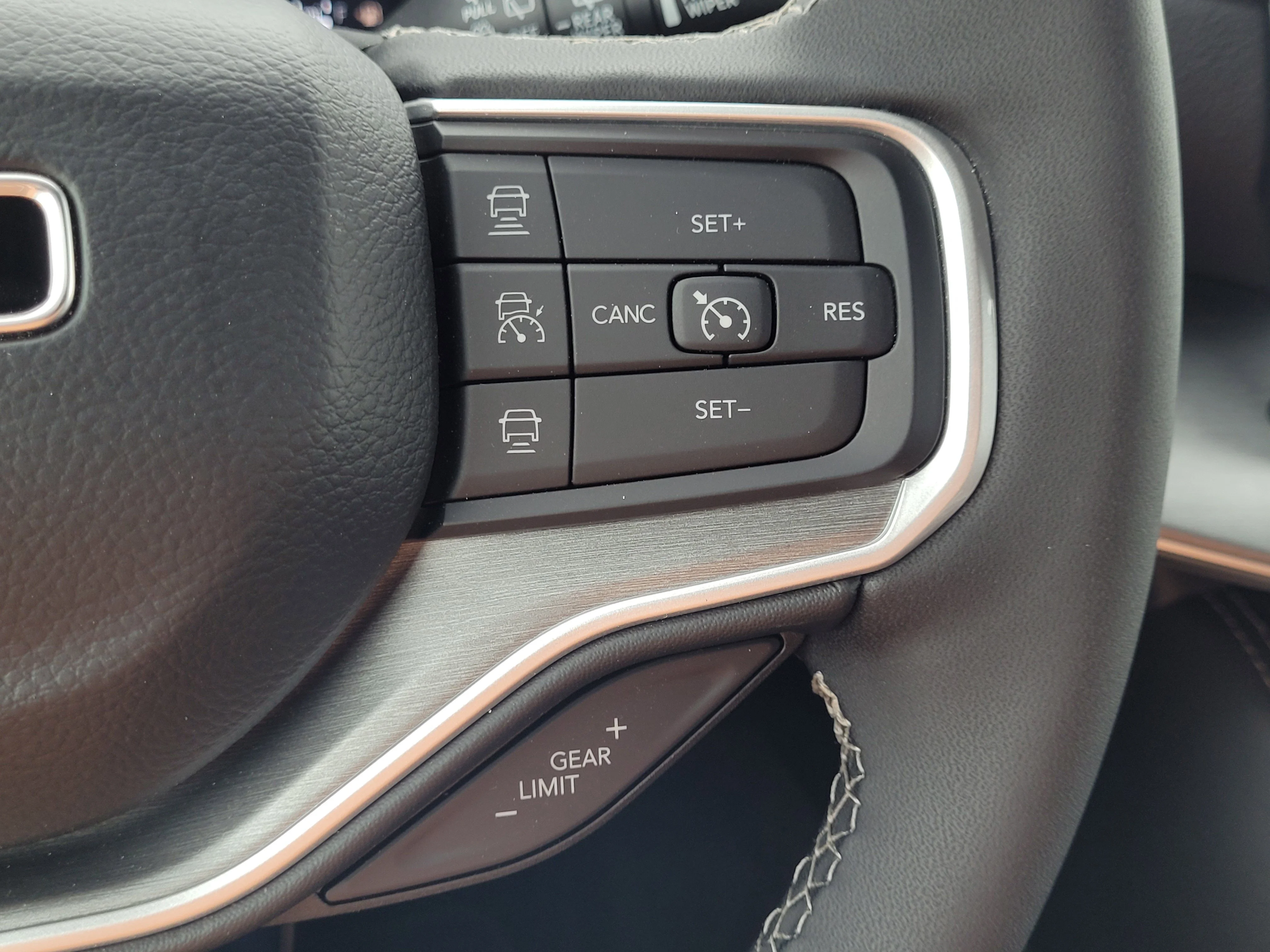 2025 Jeep Wagoneer Series I - Photo 19