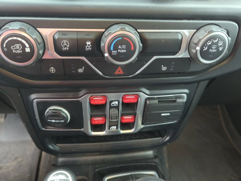Used 2019 Gray Jeep Unlimited Sport S image 14