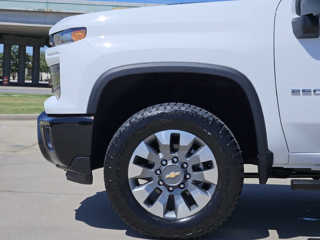 2026 Chevrolet Silverado 2500 HD Custom - Photo 12