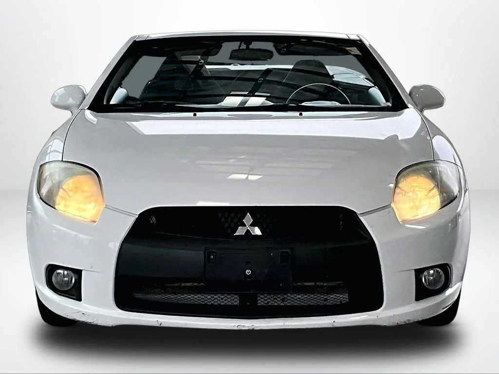 Used 2012 White Mitsubishi GS Sport image 4