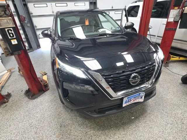 Used 2021 Black Nissan S image 2