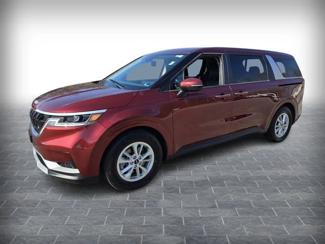 Used 2024 Red Kia LX image 3