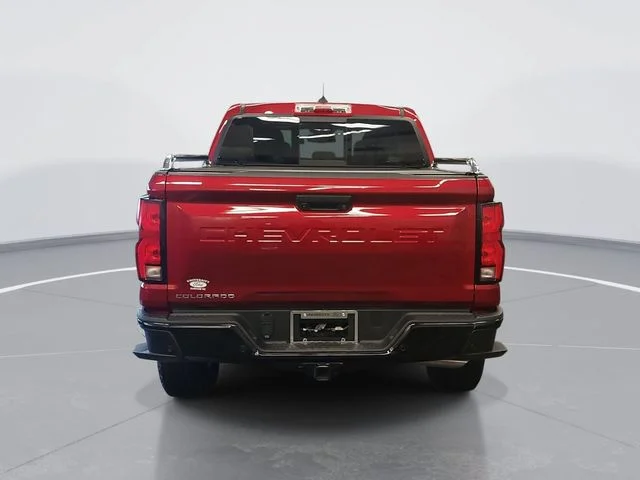 Used 2023 Red Chevrolet Z71 image 4