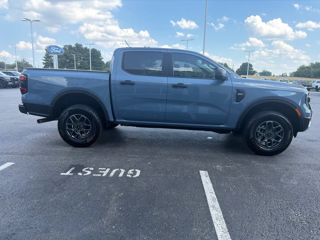 Used 2025 Azure Gray Metallic Ford XLT image 6
