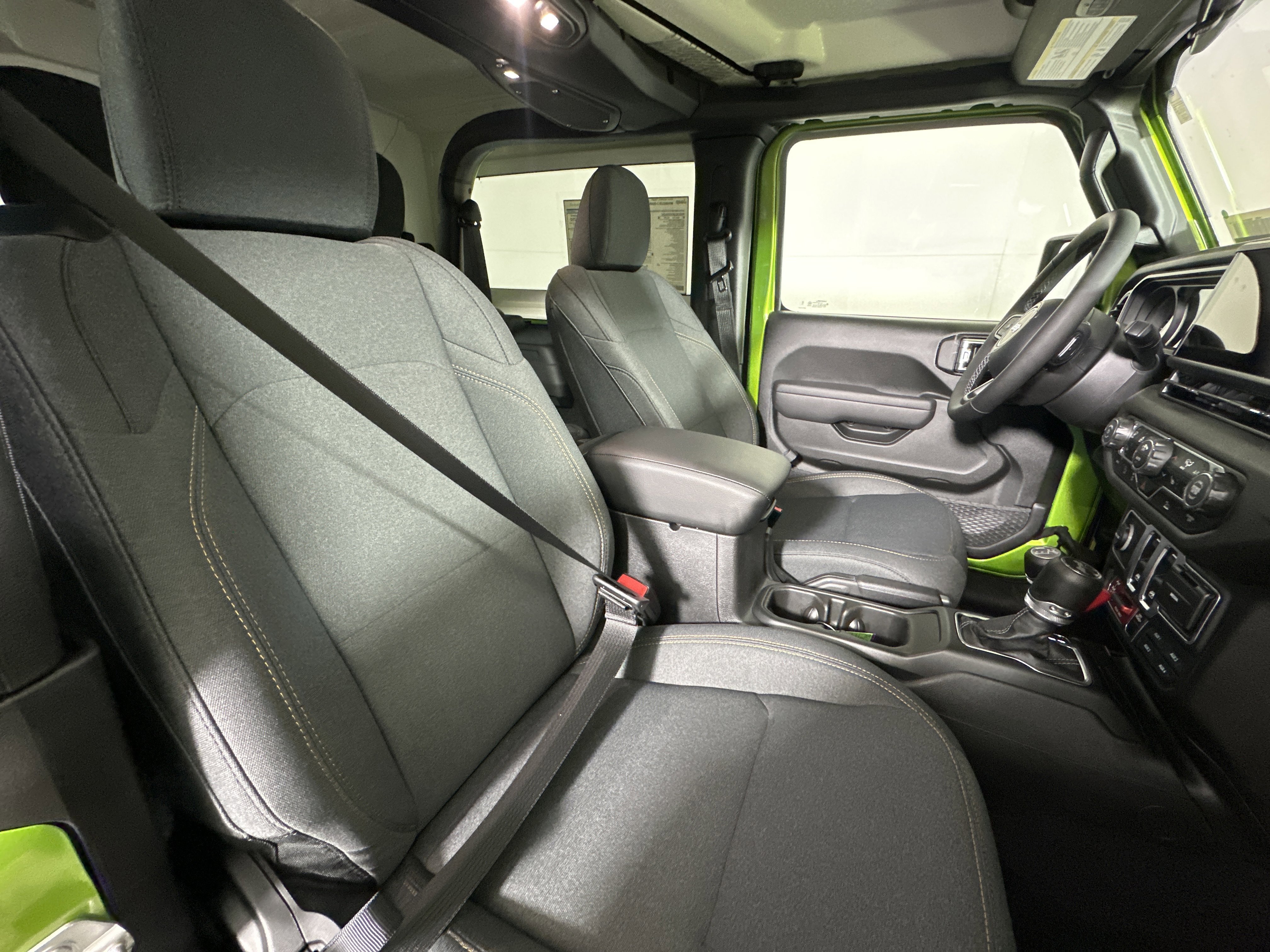 2026 Jeep Wrangler 2-Door Willys - Photo 25