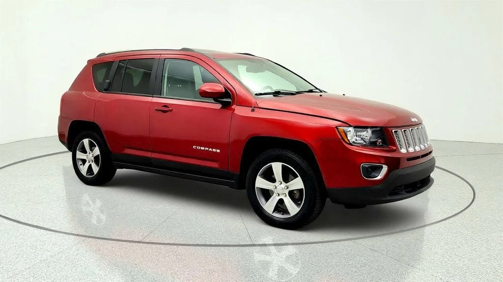 Used 2017 Deep Cherry Red Crystal Pearlcoat Jeep High Altitude 4x4 *Ltd Avail* w/ Sunroof & Remote Start image 3