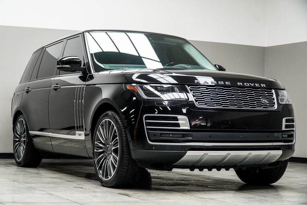 Used 2022 Black Land Rover SVAutobiography image 8
