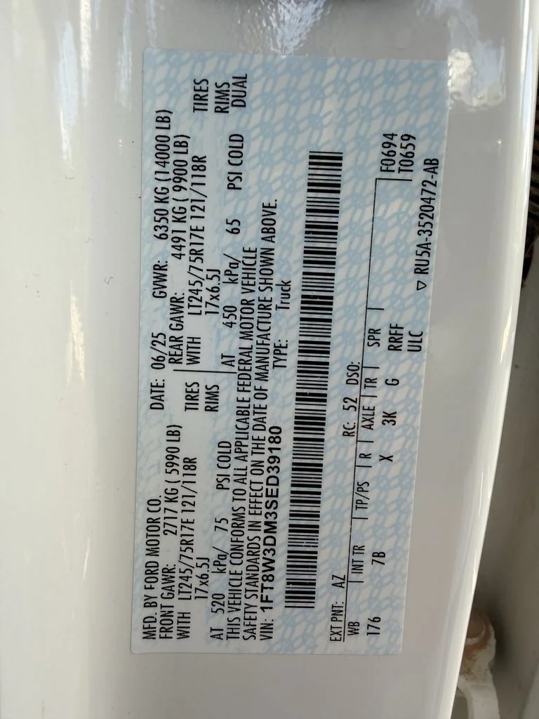 Used 2025 White Ford Platinum image 31