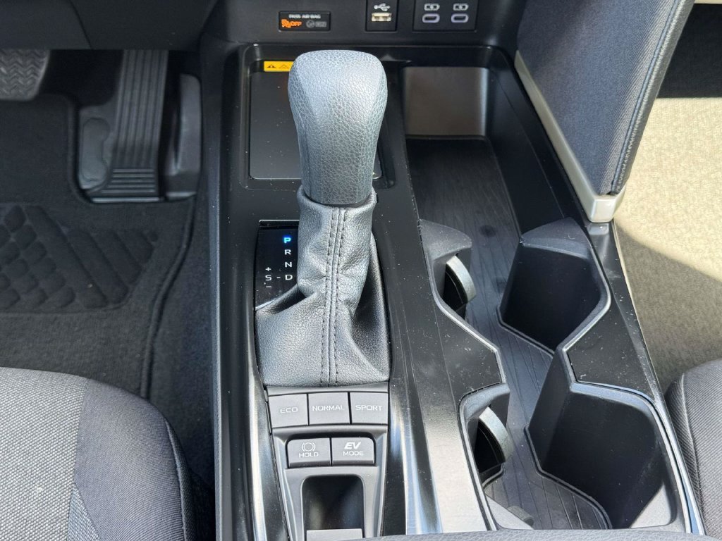 Used 2026 White Toyota LE image 6