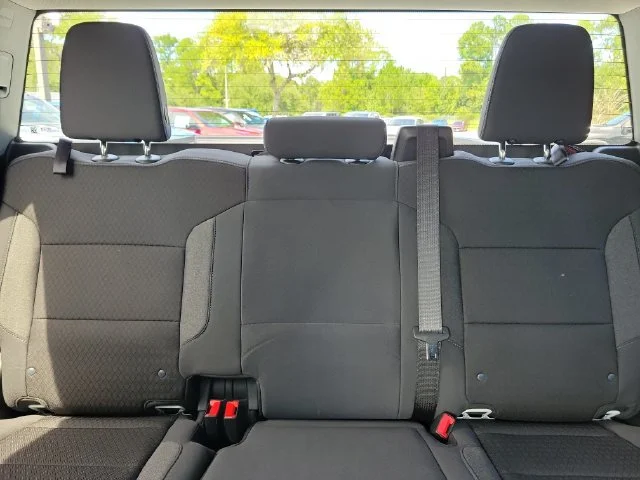 2024 Chevrolet Silverado 1500 LT - Photo 19