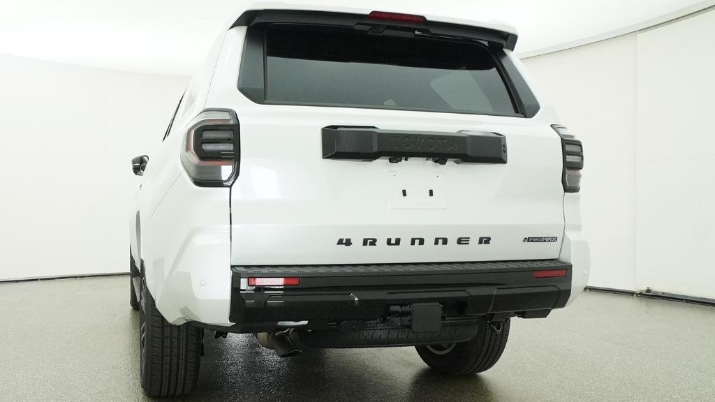 New 2026 Wind Chill Pearl Toyota Platinum image 13