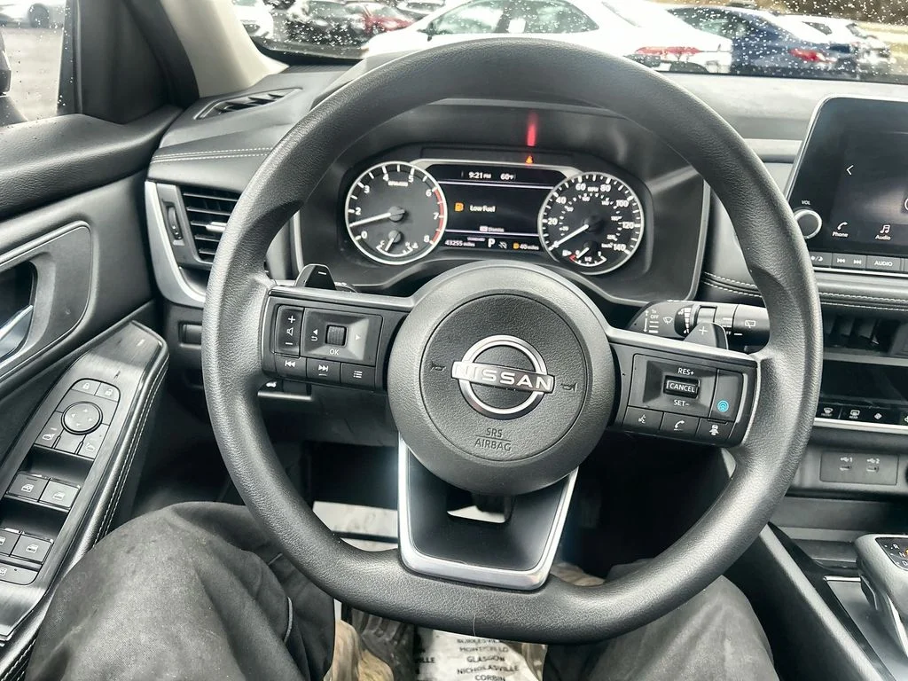 Used 2024 Gray Nissan SV image 20