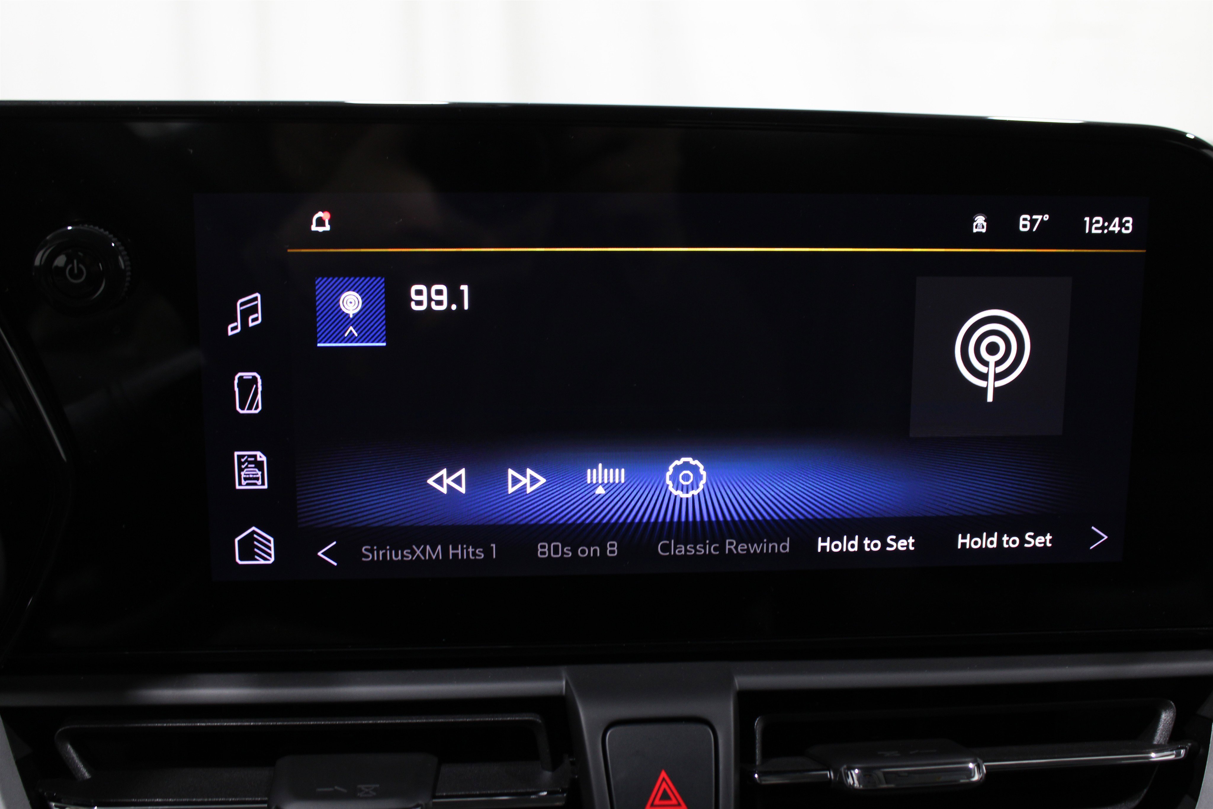 2026 Chevrolet Trailblazer LS photo 3