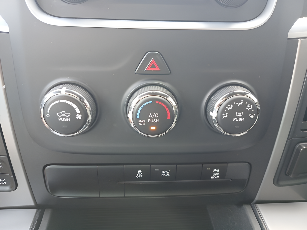 Used 2023 White Ram Warlock image 17