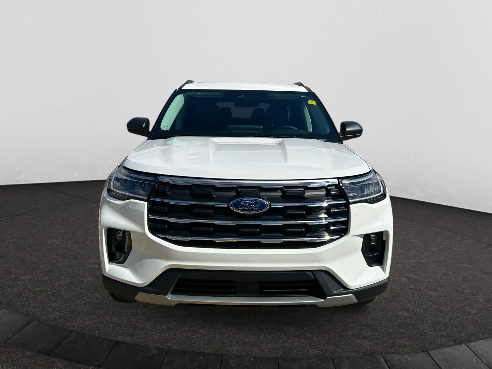 New 2026 Star White Metallic Tri-Coat Ford Active w/200A Pkg image 8