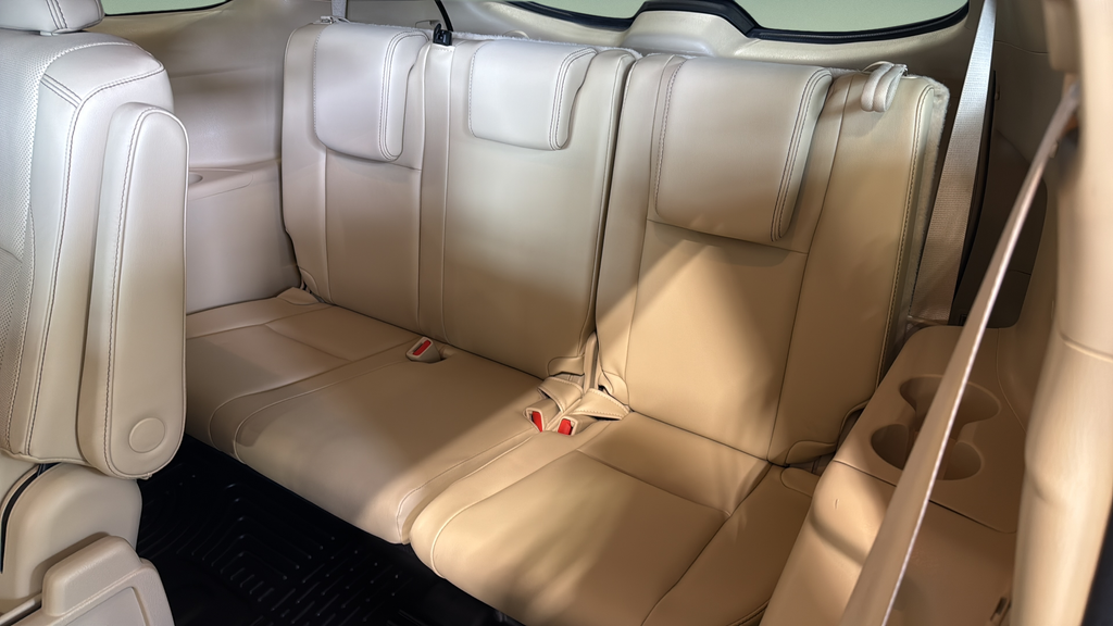 Used 2014 Red Toyota Limited image 19
