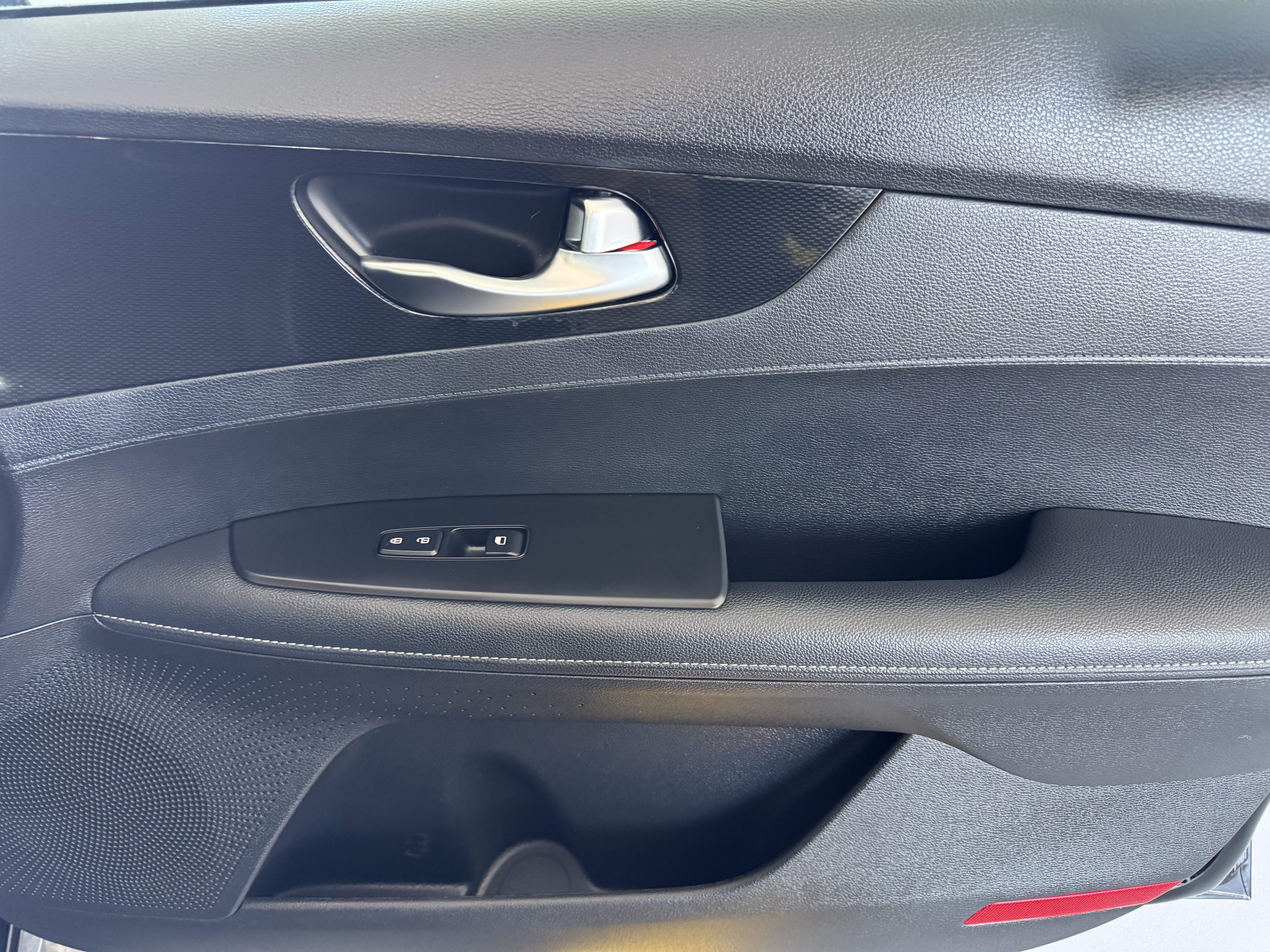 2023 Kia Forte GT-Line - Photo 21