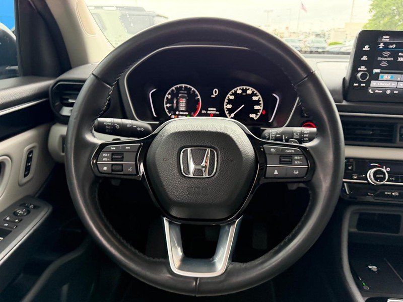 Certified Used 2025 Platinum White Pearl Honda AWD EX-L image 13