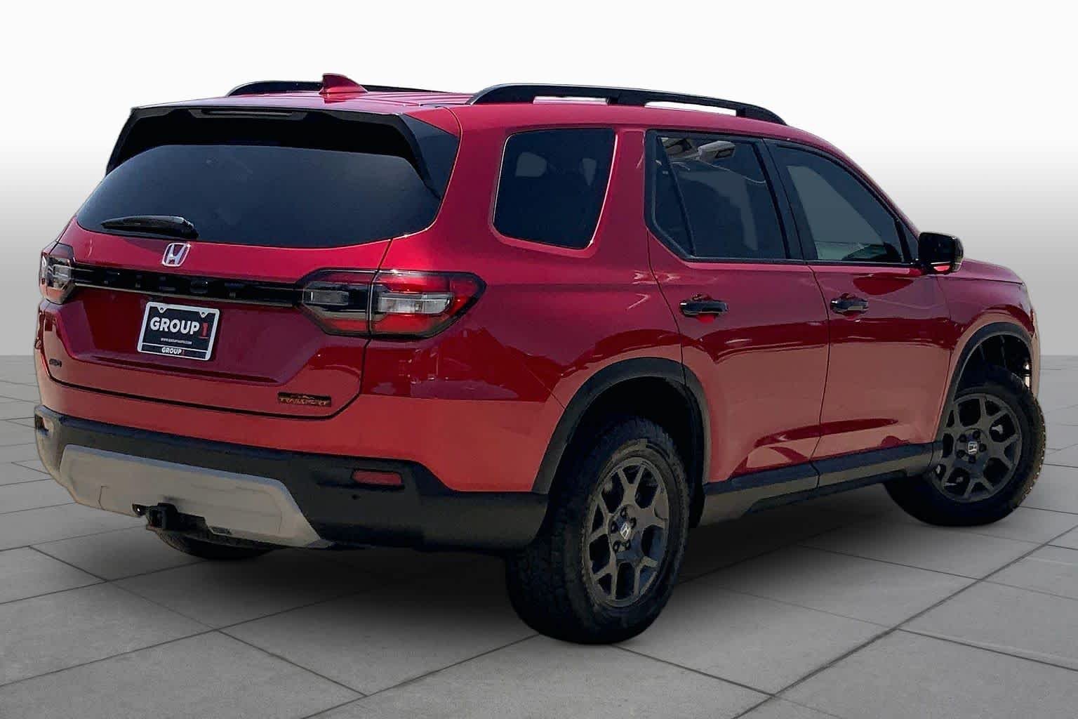 Used 2025 Radiant Red Metallic II Honda TrailSport image 12