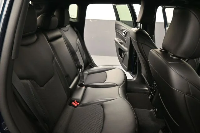 New 2026 Fathom Blue Pearl Coat Jeep Latitude image 23