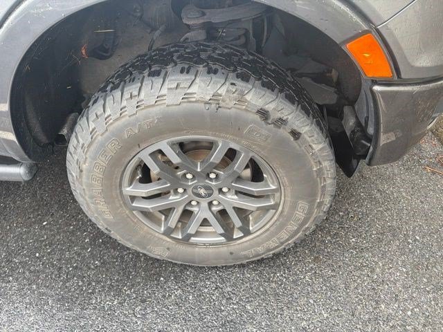Used 2021 Gray Metallic Ford LARIAT image 2