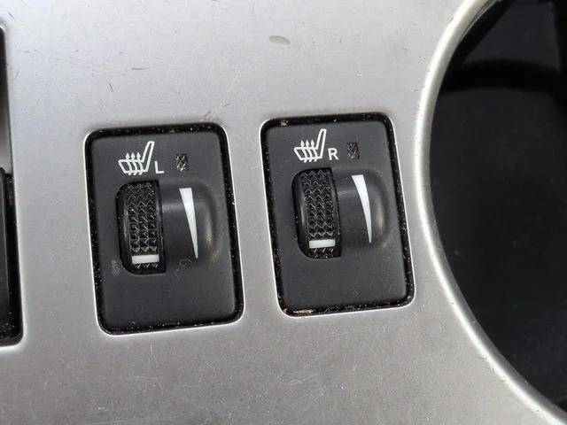 Used 2019 Black Toyota SR5 Premium image 24