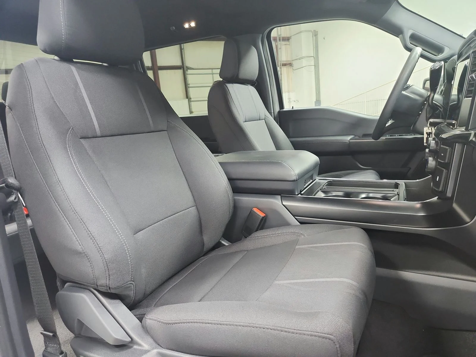 New 2026 Oxford White Ford STX® image 37