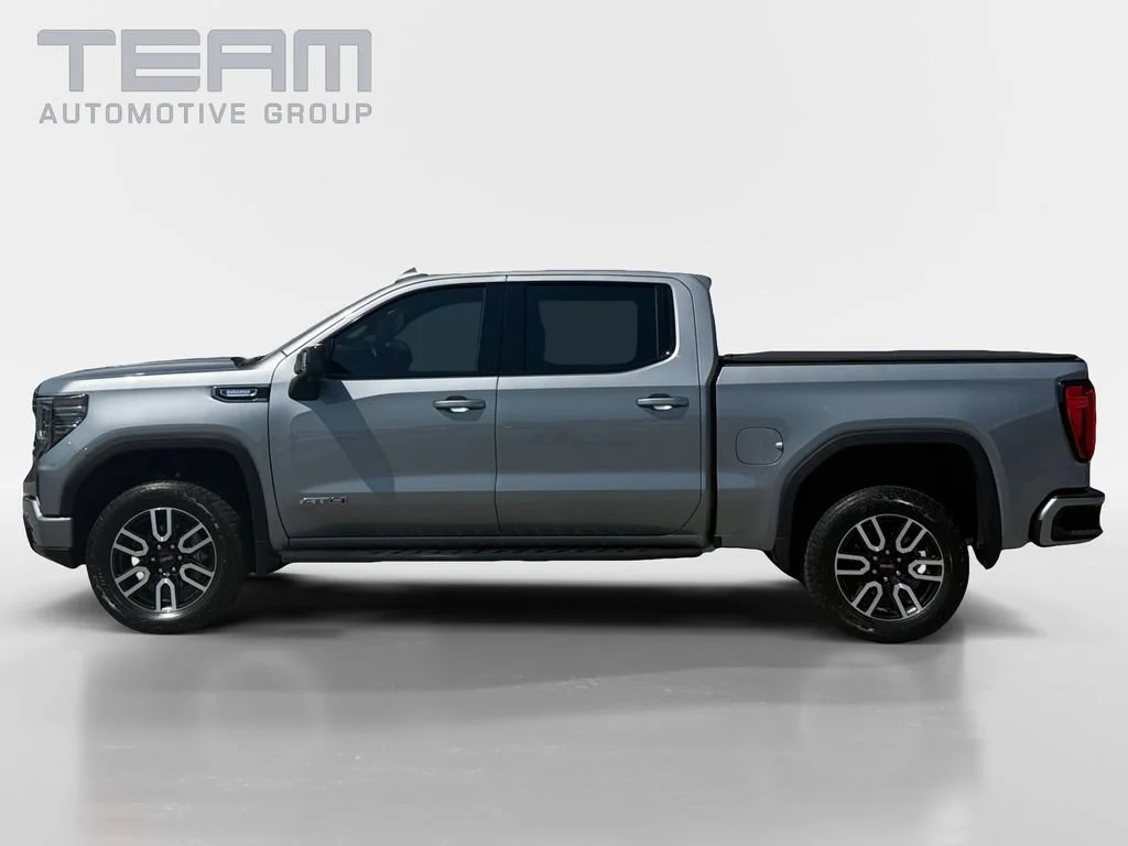 Used 2025 Sterling Metallic GMC AT4 image 4
