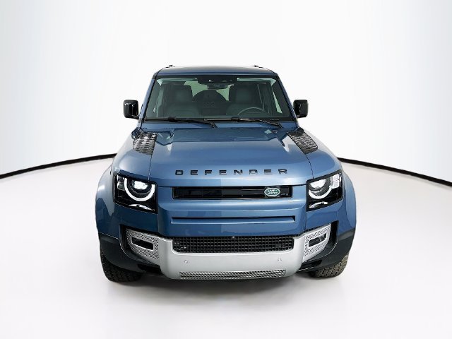 Used 2025 Blue Land Rover S image 2
