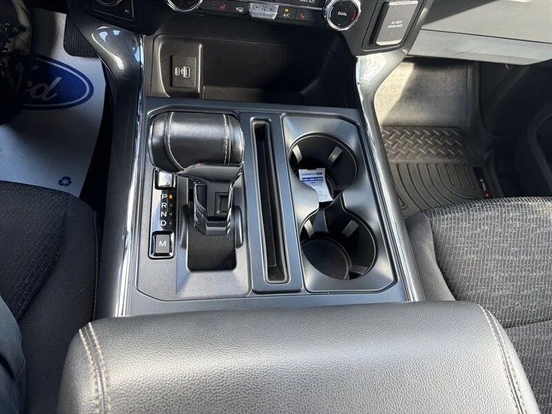 Used 2022 Blue Ford XLT image 10